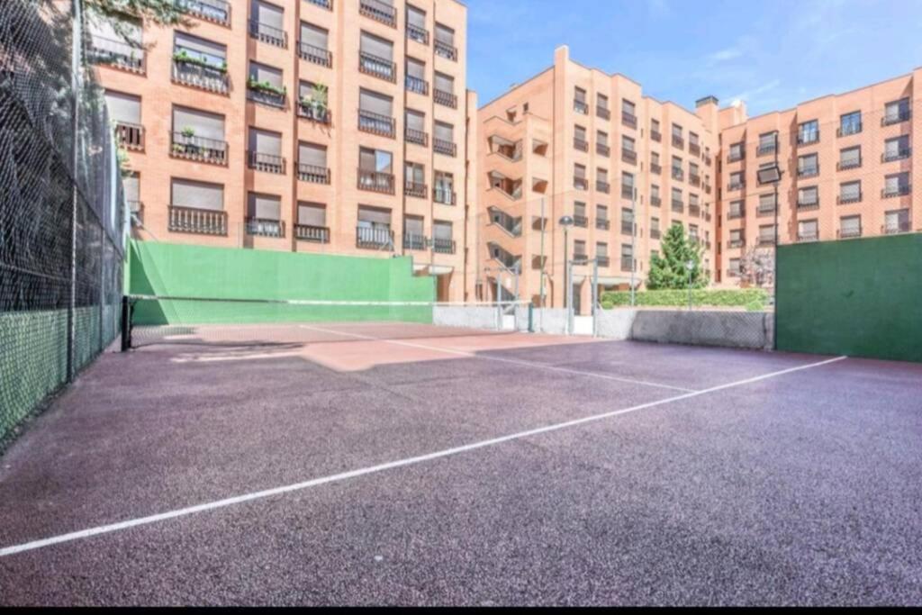 Cerca Airport, Riyadh Air, Ifema, Eisenhower, Wifi, 4 Personas Madrid Ngoại thất bức ảnh