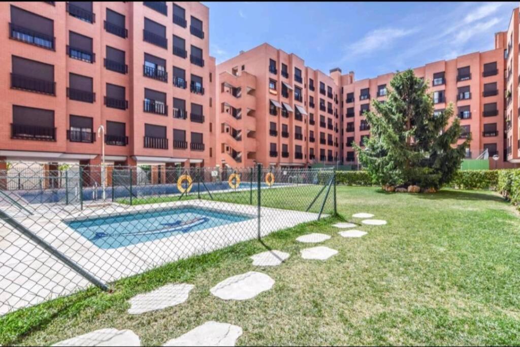 Cerca Airport, Riyadh Air, Ifema, Eisenhower, Wifi, 4 Personas Madrid Ngoại thất bức ảnh