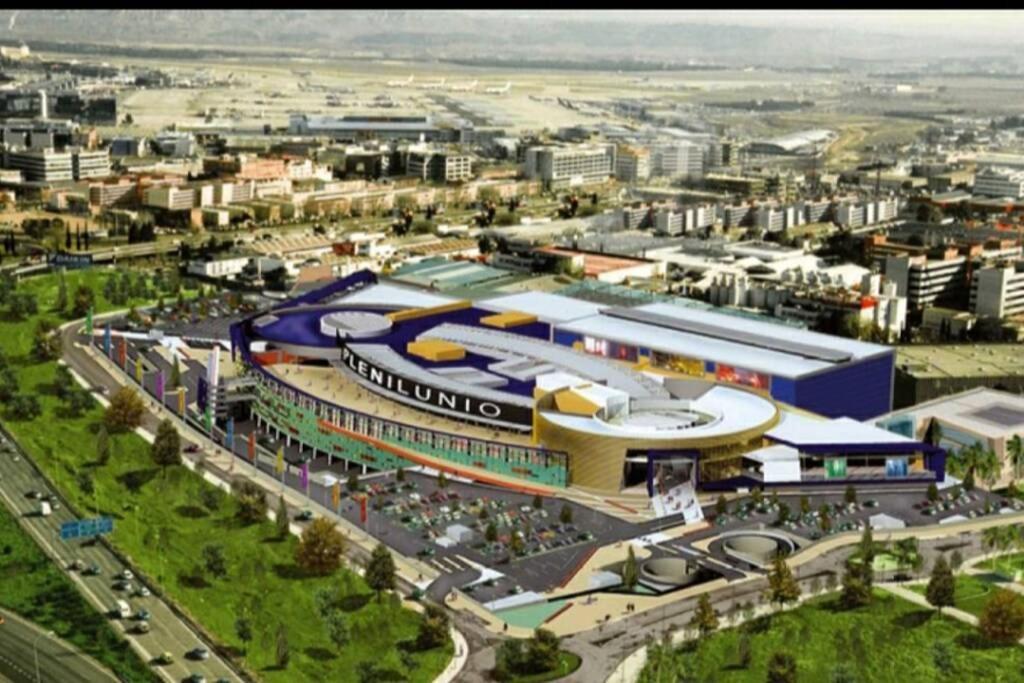 Cerca Airport, Riyadh Air, Ifema, Eisenhower, Wifi, 4 Personas Madrid Ngoại thất bức ảnh